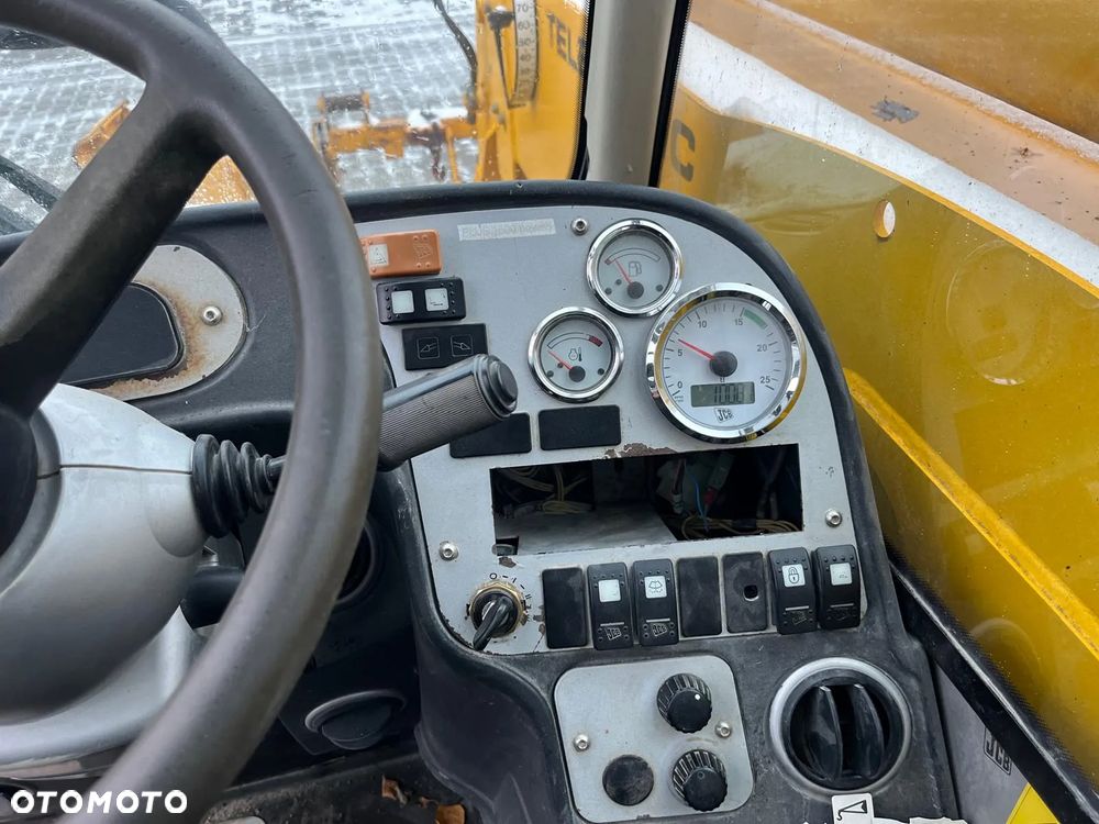JCB 535-125 ładowarka teleskopowa - 7