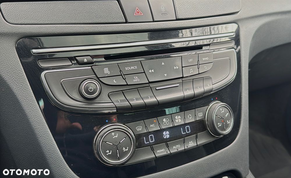 Peugeot 508 HDi FAP 140 Allure - 17