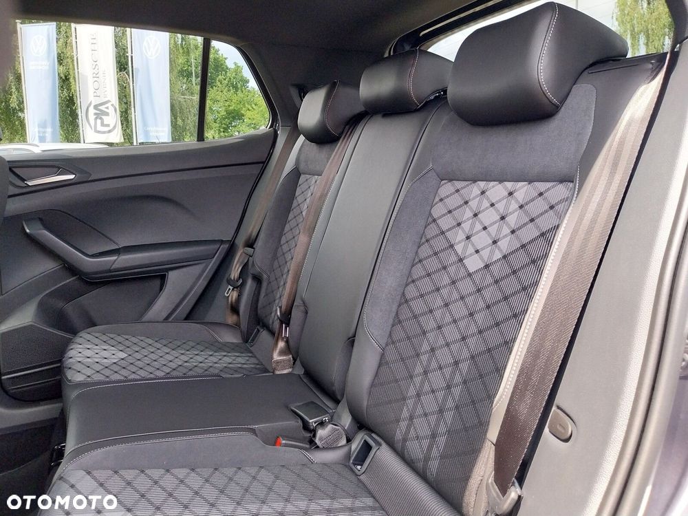 Volkswagen T-Cross - 16
