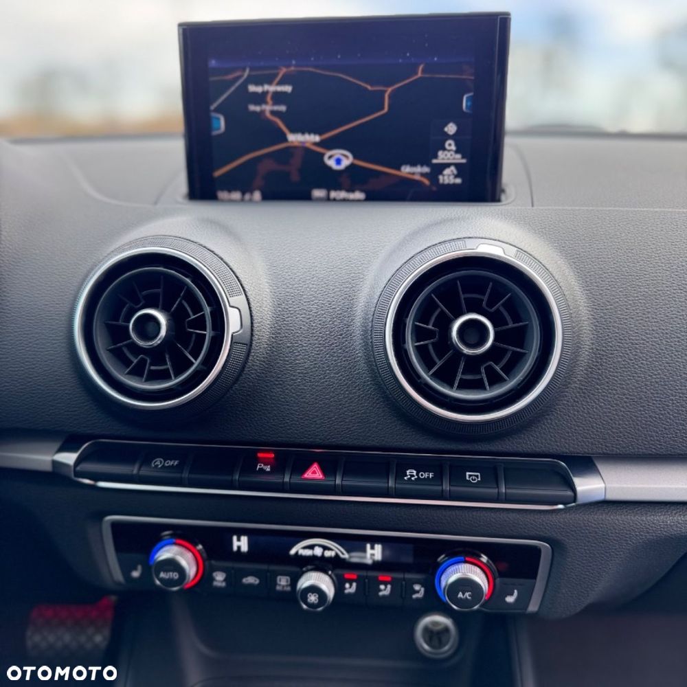 Audi A3 Sportback 2.0 TDI Ambiente S tronic - 29