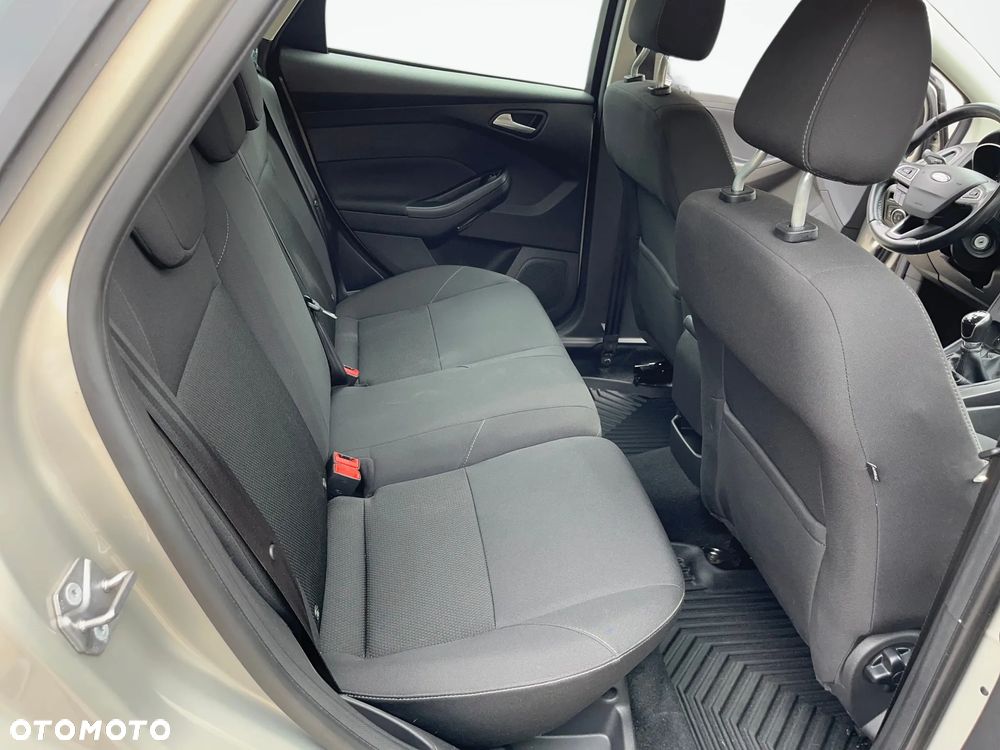 Ford Focus 1.6 Gold X - 15