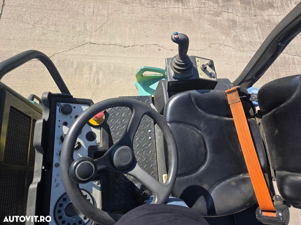 Ammann 2,65tone, latime tambur 1,2m, 2021, 259h, motor Kubota 31CP, lung 2,1m, intoarce in 2,5m, posibilitate leasing 3ani, CA NOU-PROMOTIE 19.900 EUR+Tva - 8