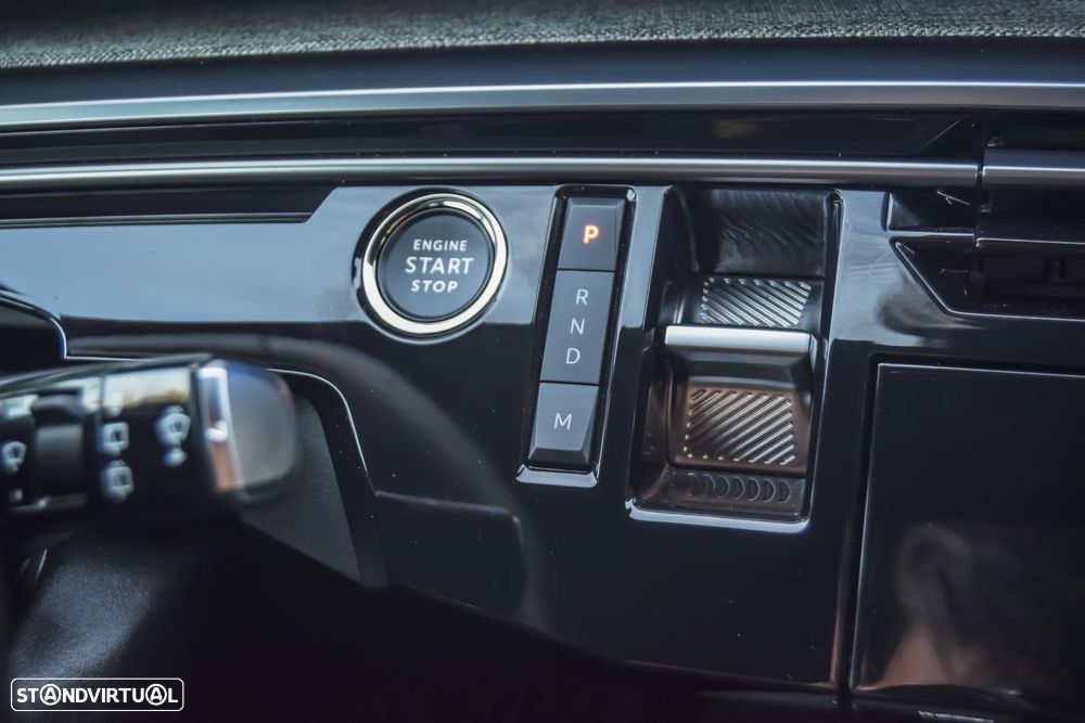 Peugeot 5008 1.2 Hybrid Allure e-DCS6 - 27