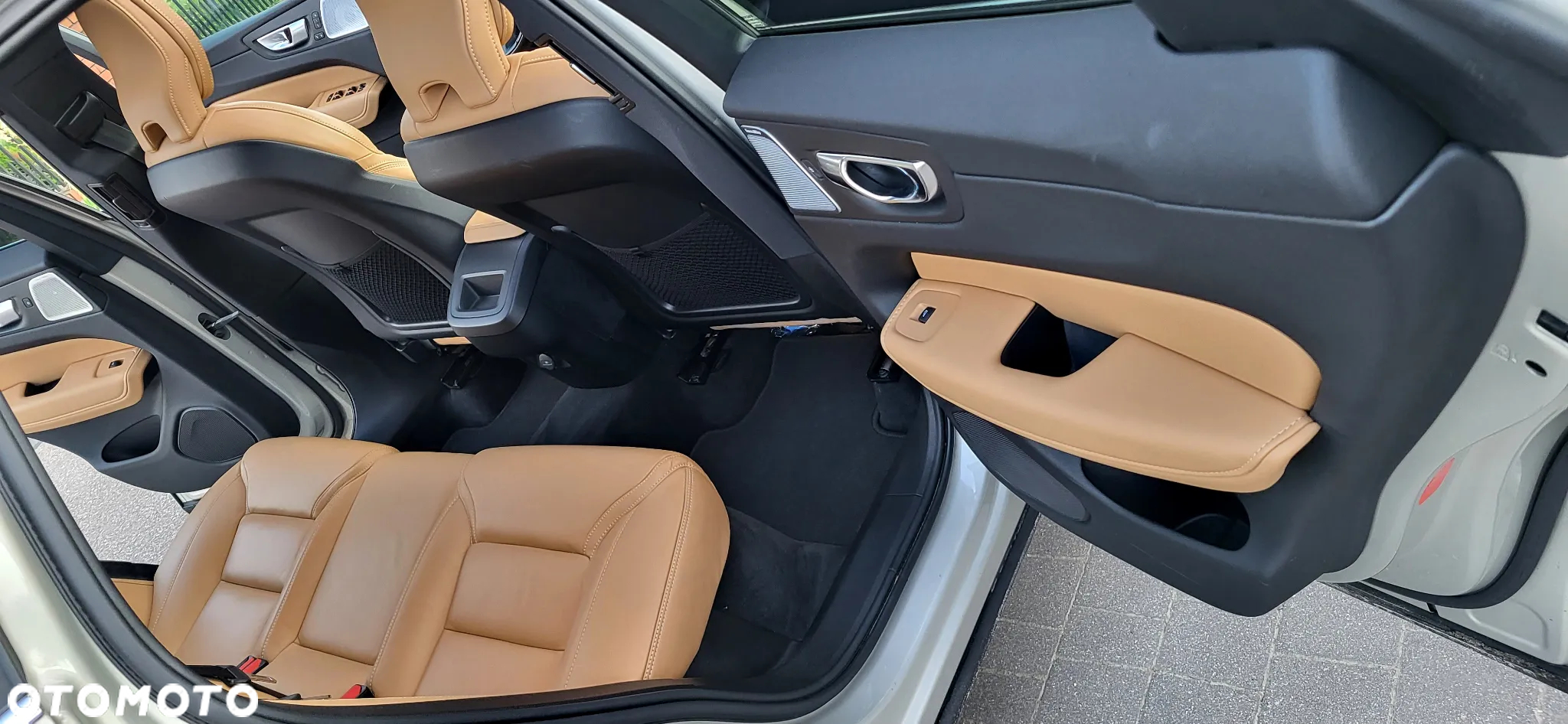 Volvo XC 60 D4 AWD Inscription - 27