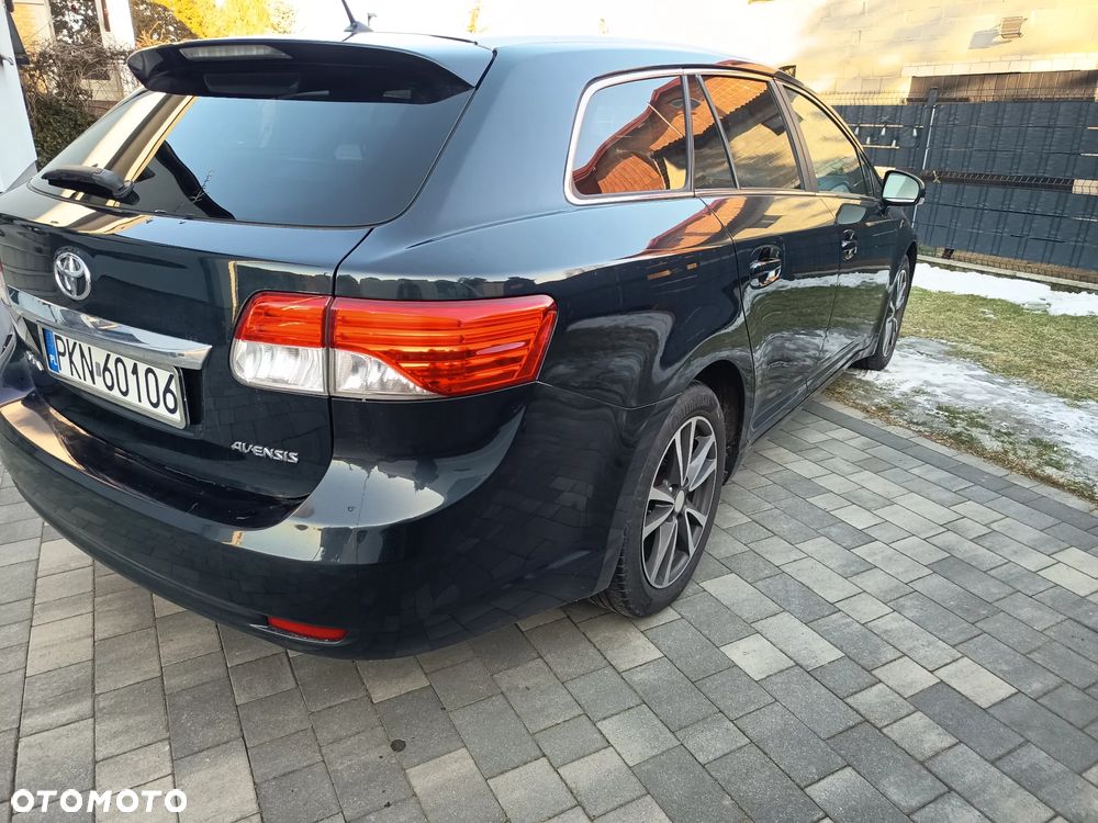 Toyota Avensis 2.0 D-4D Active - 5