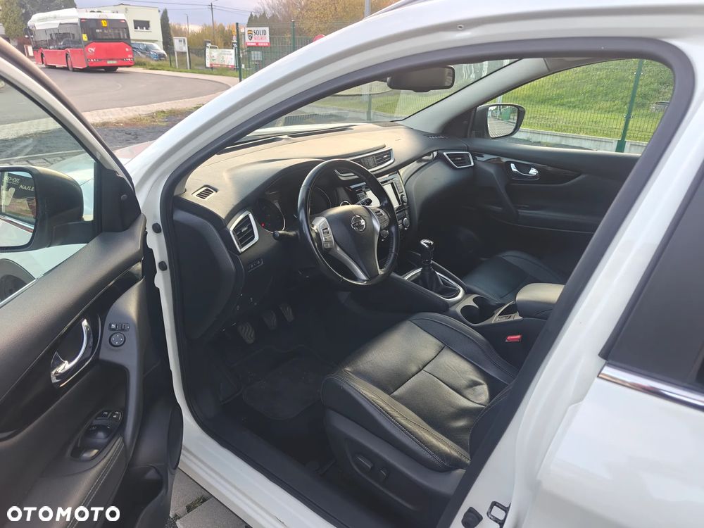 Nissan Qashqai 1.2 DIG-T Tekna - 12