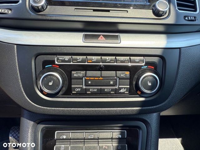 Volkswagen Sharan - 21