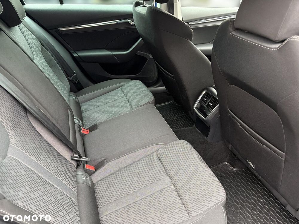 Skoda Octavia 1.5 TSI ACT Style - 37