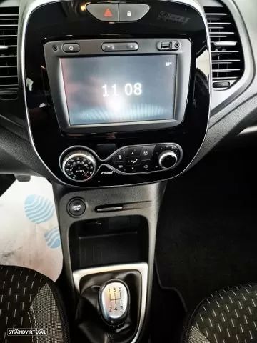 Renault Captur 0.9 TCE Exclusive - 11