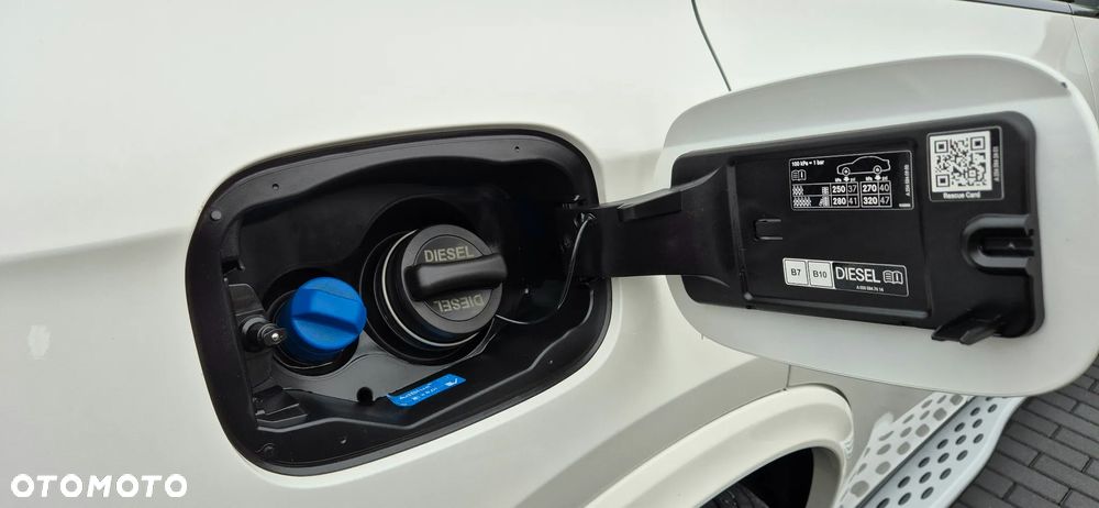 Mercedes-Benz GLC 300 de PHEV 4-Matic AMG Line - 19