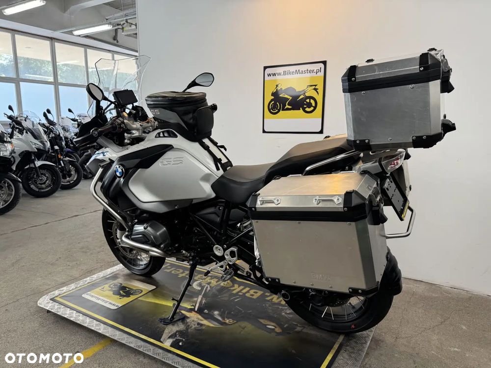 BMW R - 6