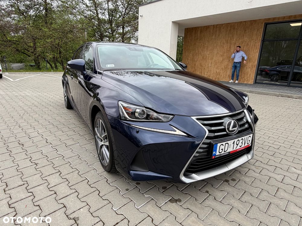 Lexus IS 200t / 300 Prestige - 8