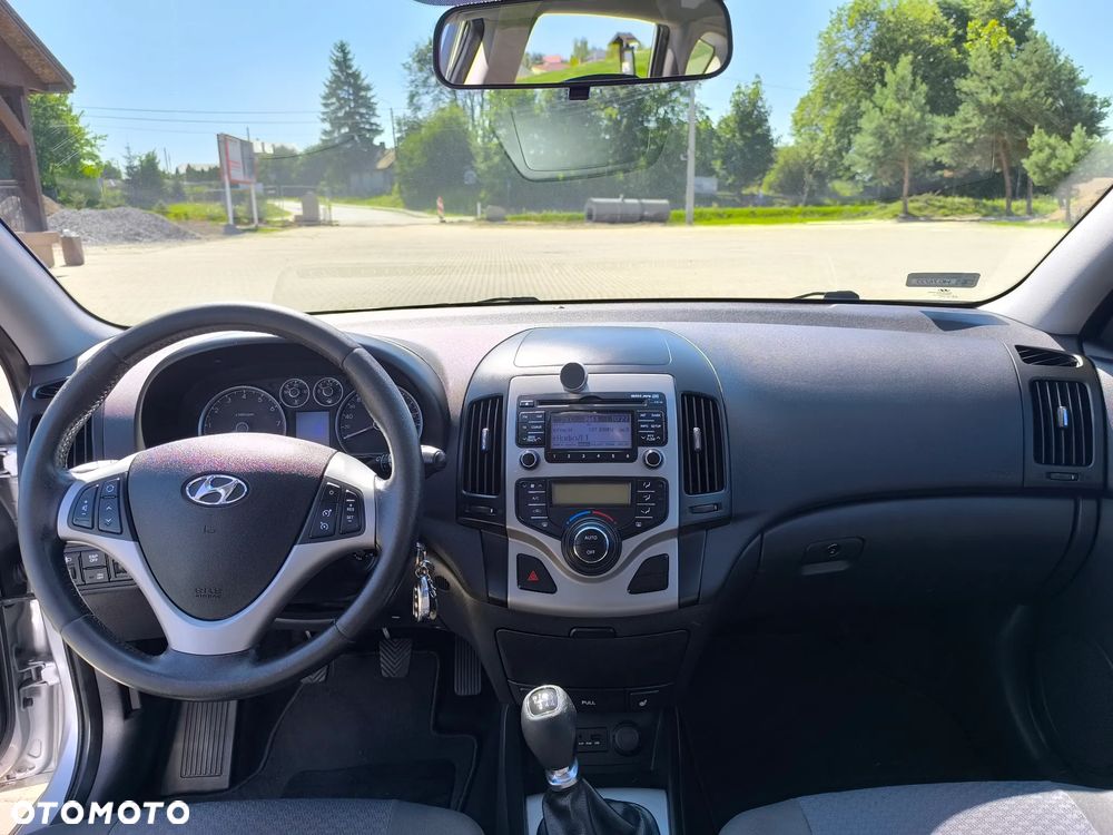 Hyundai i30 1.6 blue Comfort - 13