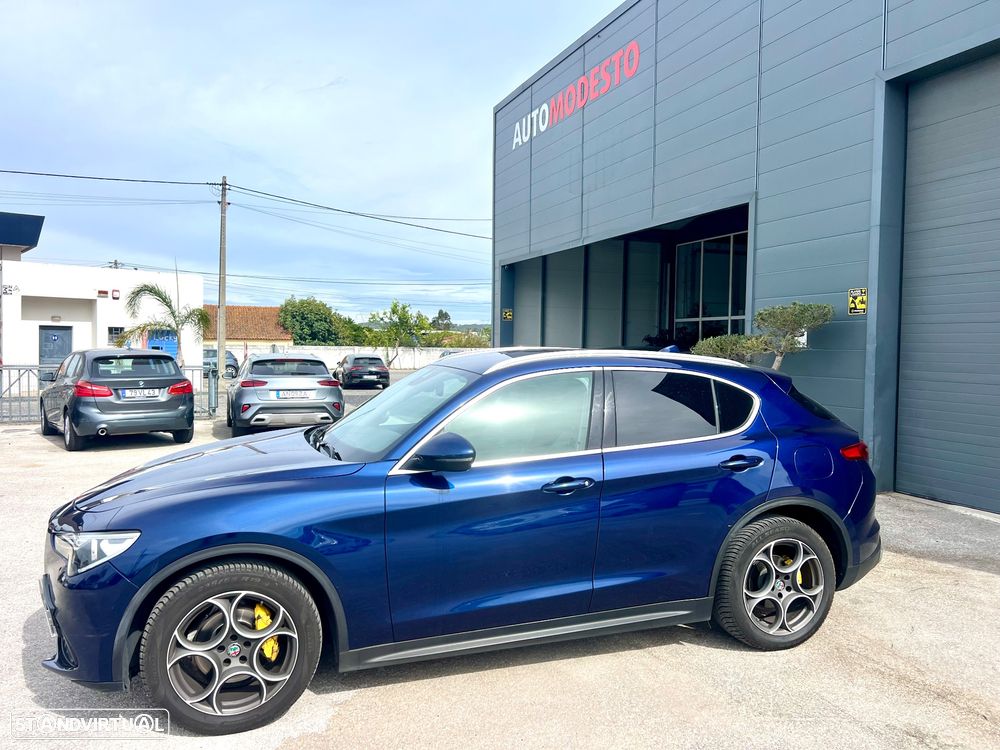 Alfa Romeo Stelvio 2.2 D Super AT8 - 8