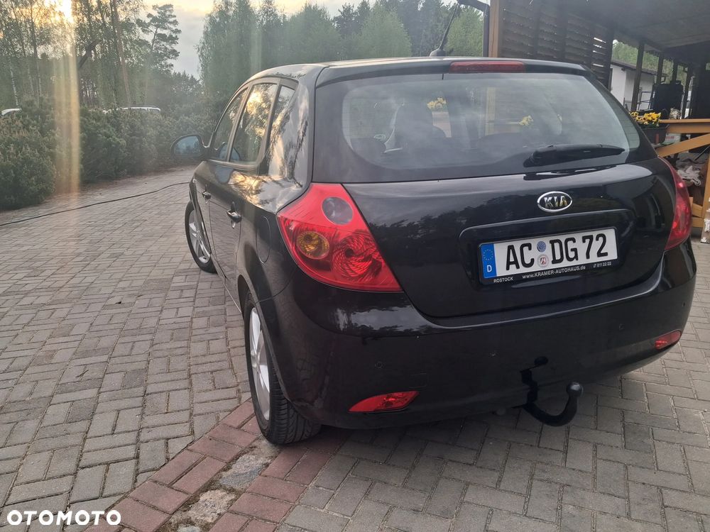 Kia Ceed 2.0 CVVT Spirit - 6