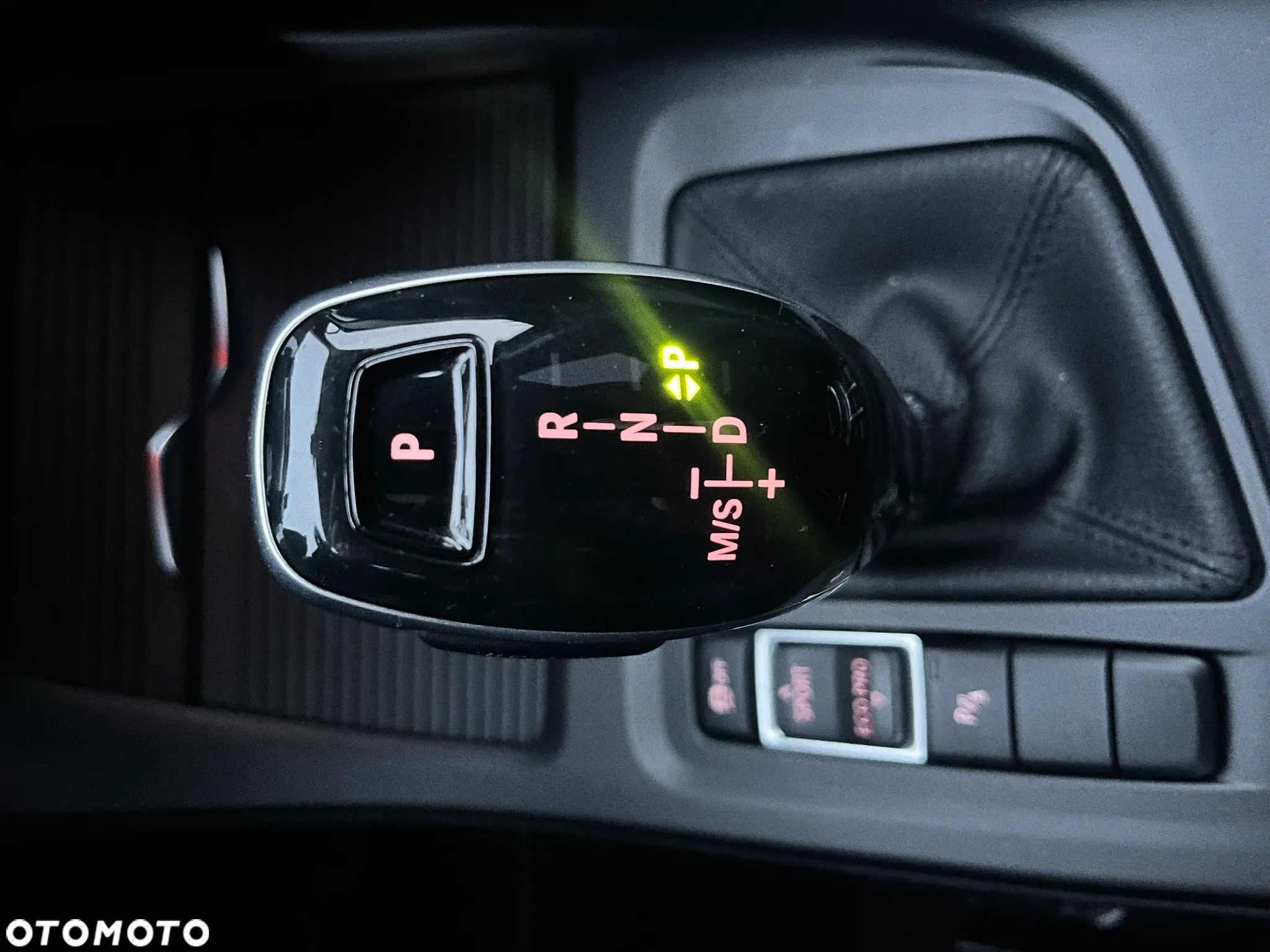 BMW X1 sDrive18i Business Edition - 26