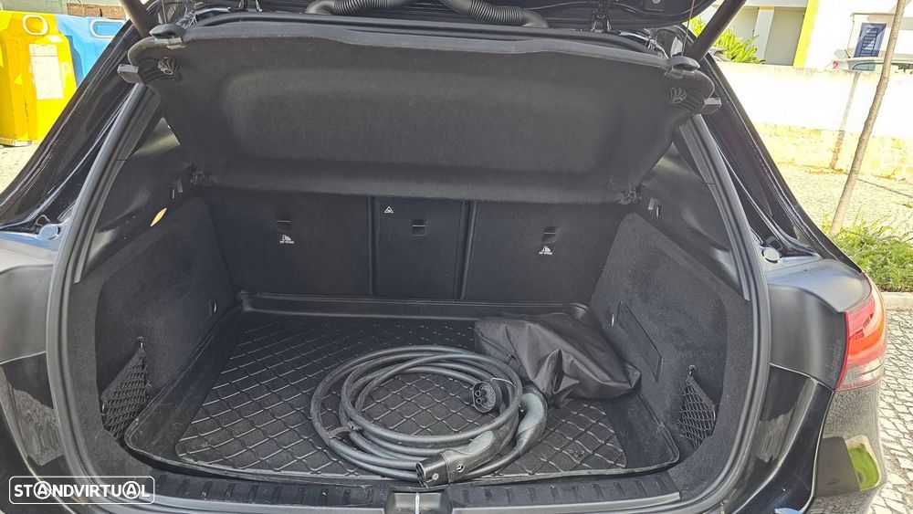 Mercedes-Benz GLA 250 - 14