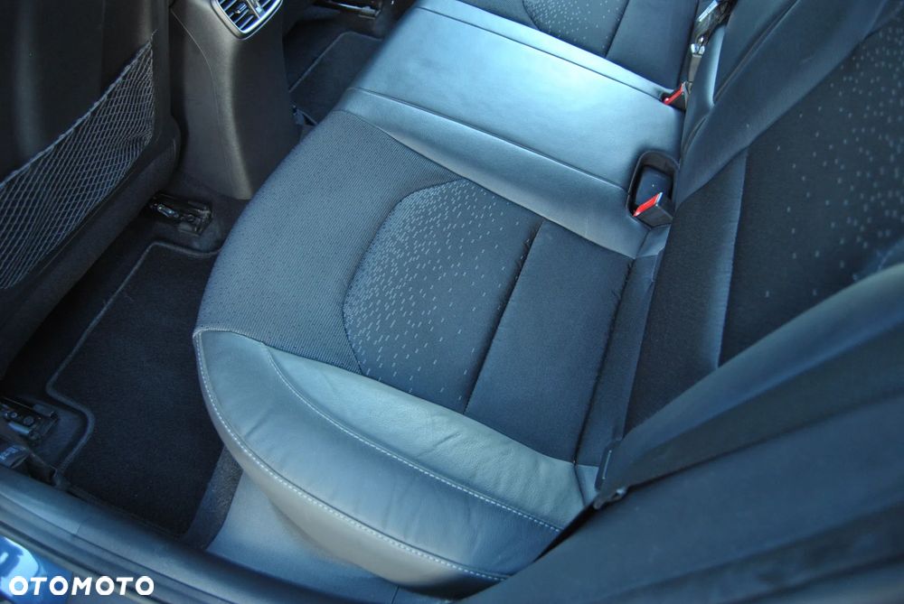 Hyundai i30 1.4 T-GDI Premium DCT - 34