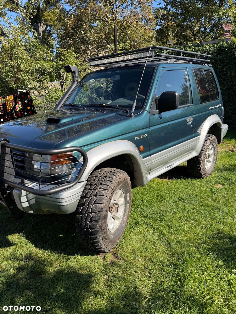 Mitsubishi Pajero 2.8 TD GLS - 2