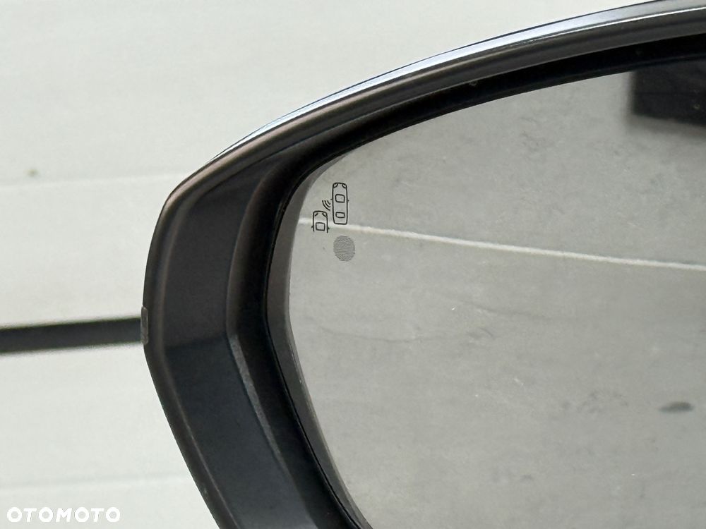 Peugeot 5008 BlueHDi 150 Allure - 11