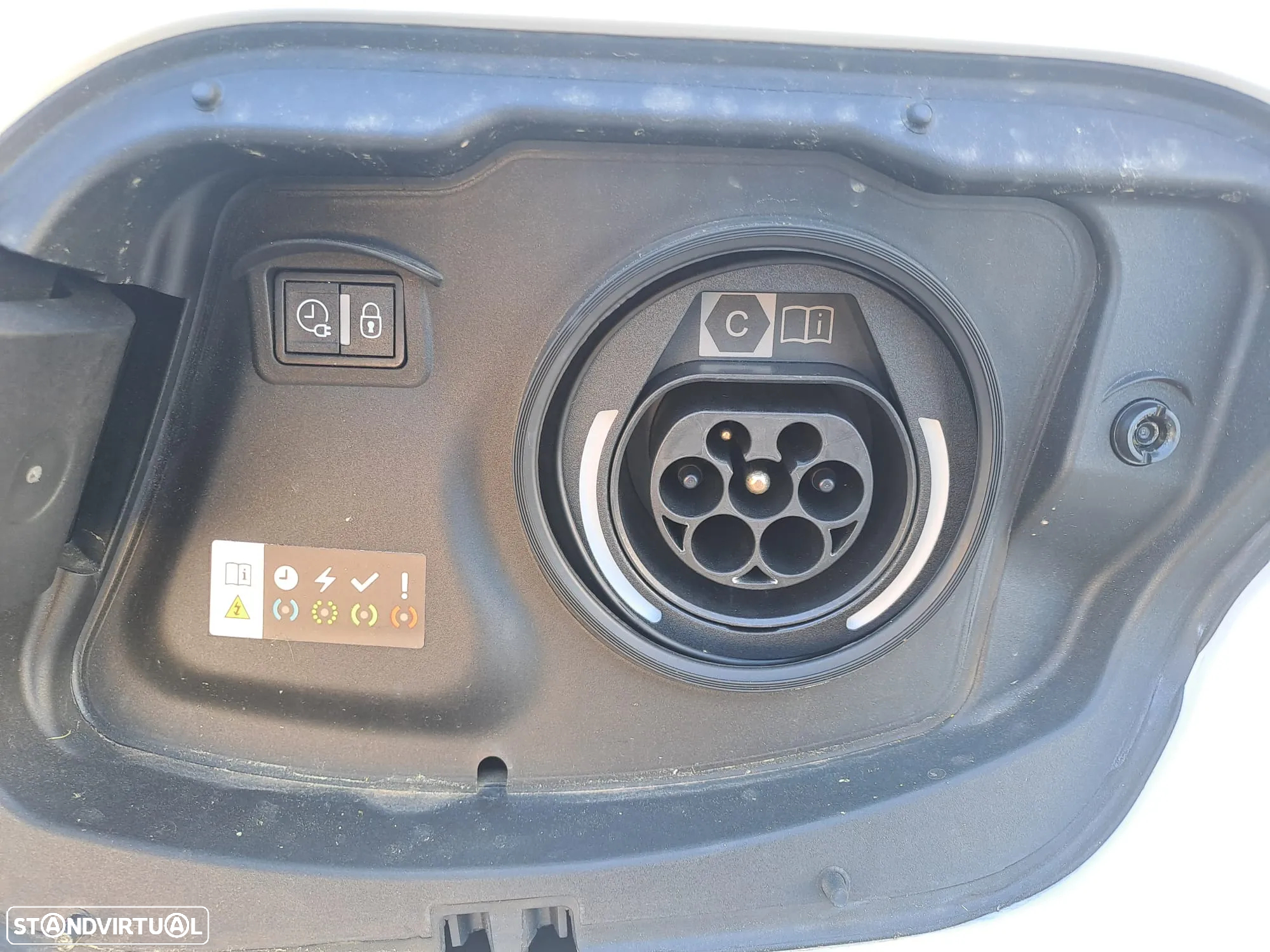 Peugeot 308 1.6 Hybrid GT e-EAT8 - 2