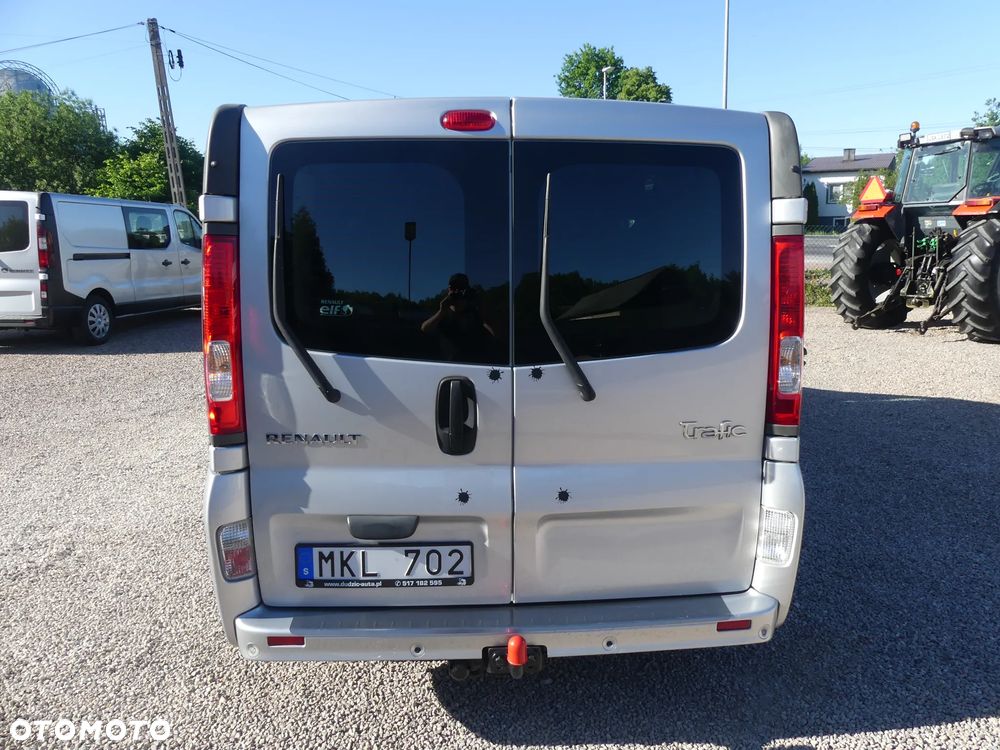 Renault Trafic - 23