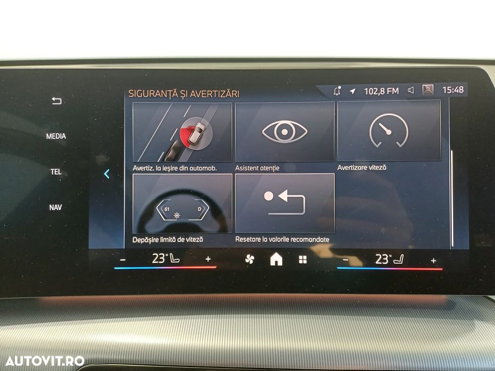 BMW X1 xDrive20d AT MHEV - 33