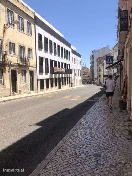 Loja para arrendar 50m2 na R. de São Bento, Lisboa - Grande imagem: 2/9