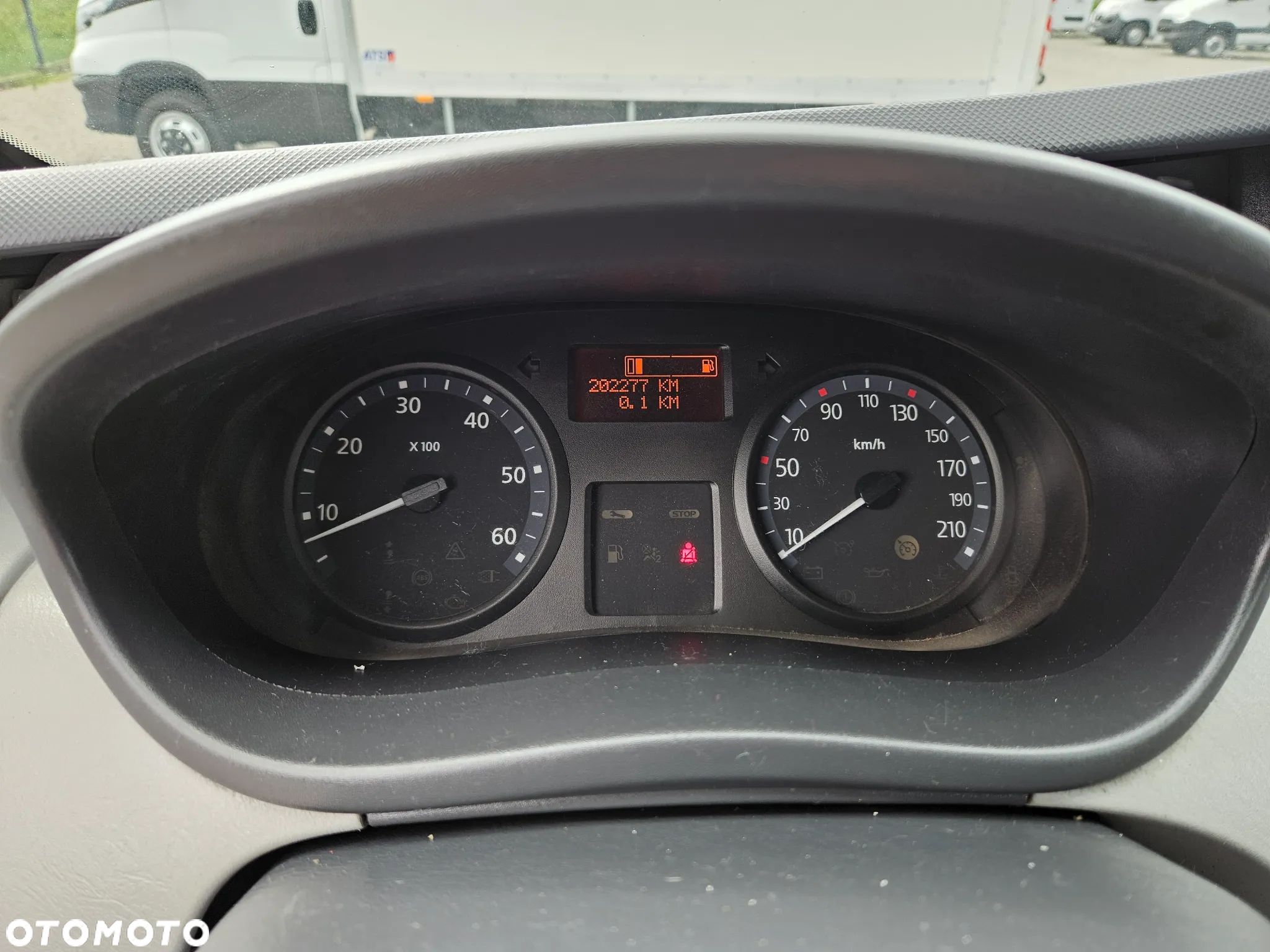 Renault Trafic / 2.0 DCI 90KM / Furgon L1H1 / Klima / HAK / - 13