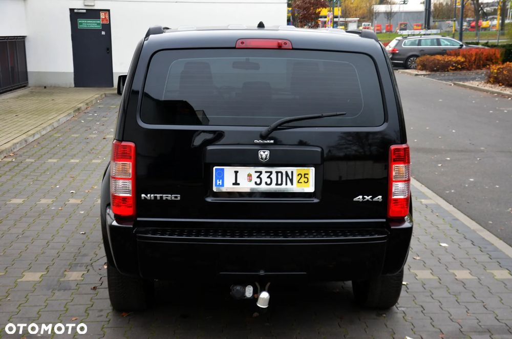 Dodge Nitro 3.7 V6 SLT 4WD - 10