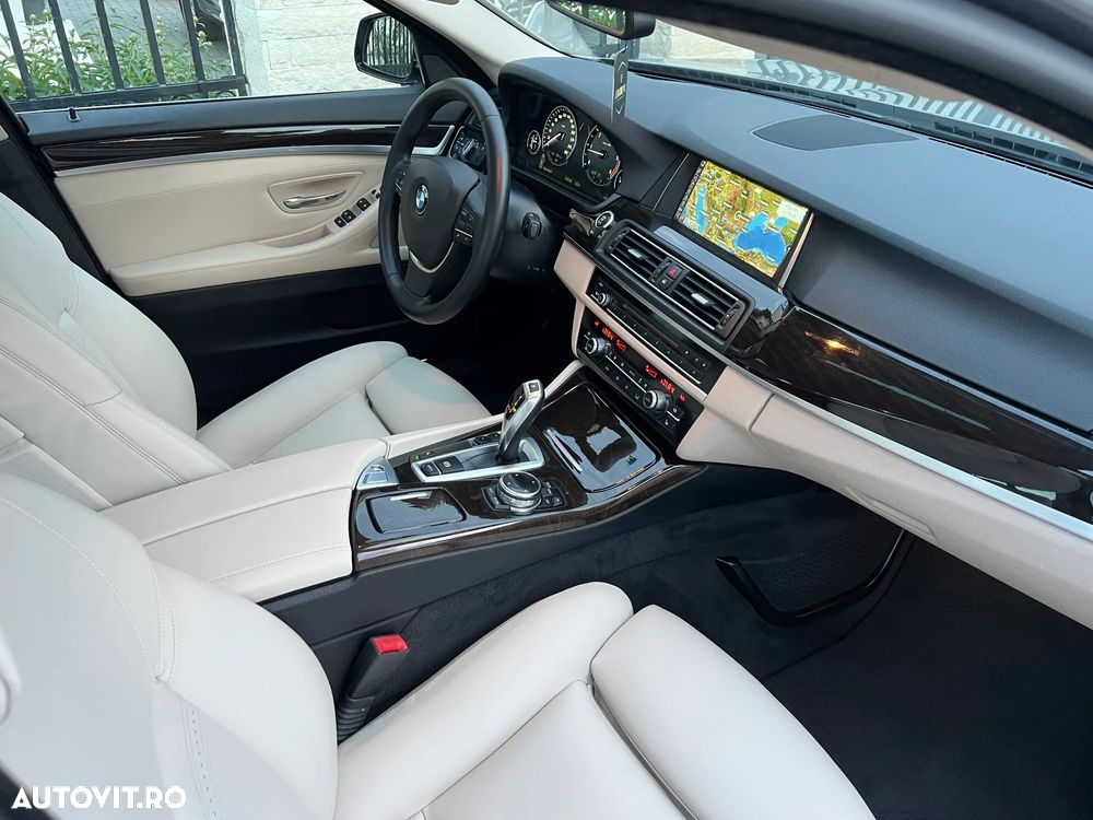 BMW Seria 5 520d Aut. Luxury Line - 16