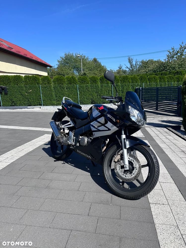Honda CBR - 6