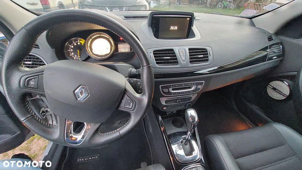 Renault Megane 1.2 16V TCe Bose EDC - 8