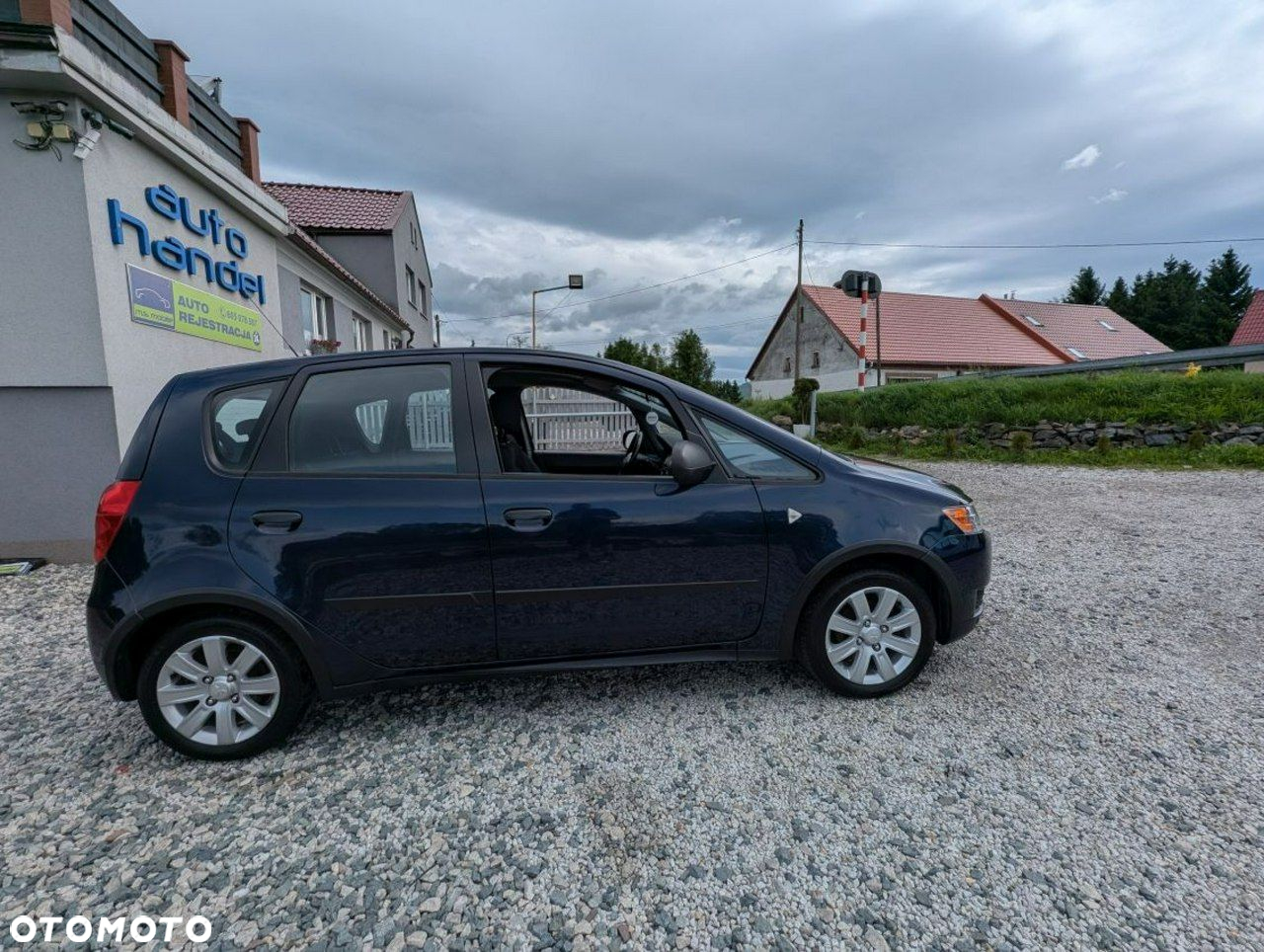 Mitsubishi Colt - 2