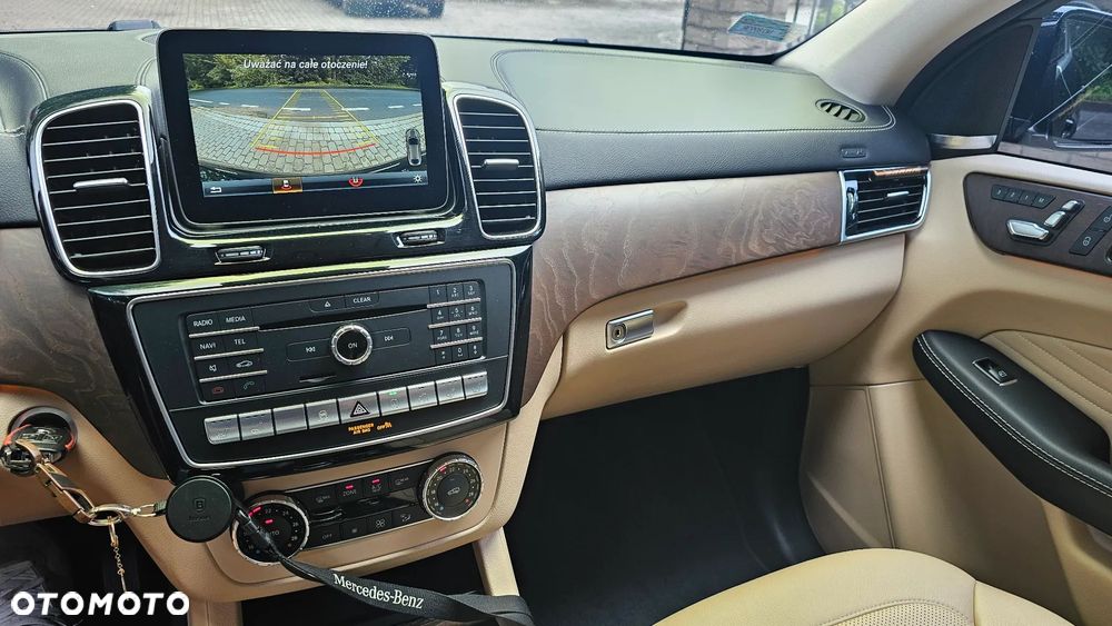 Mercedes-Benz GLE Coupe 500 4-Matic - 11