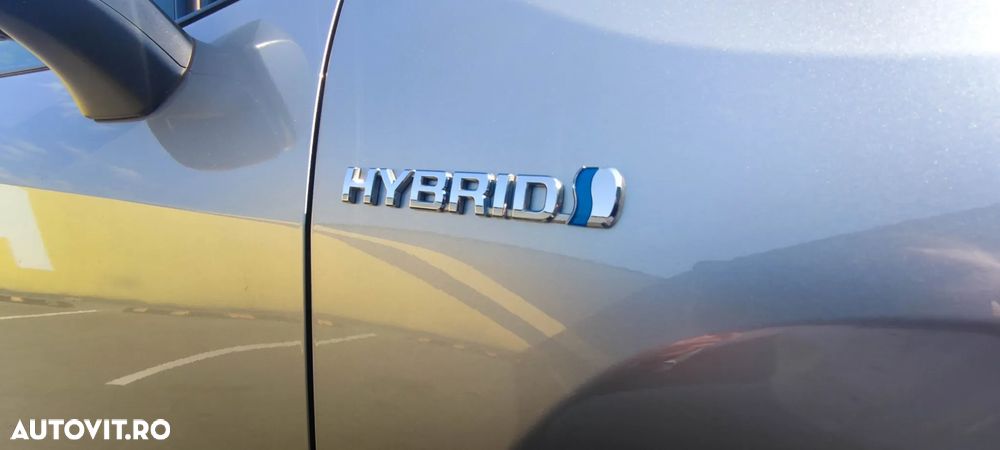 Toyota RAV4 - 6
