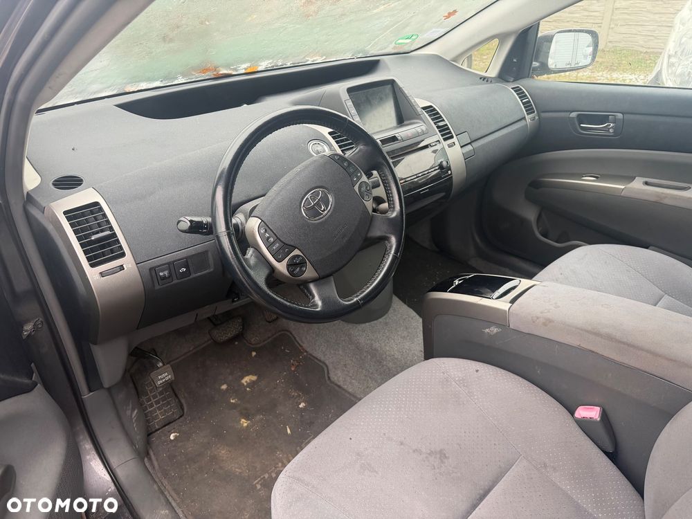 Toyota Prius 1.5 VVT-i Sol (nav) - 6