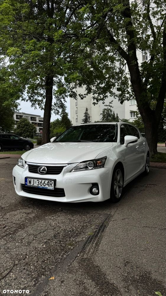Lexus CT 200h Elegance - 2