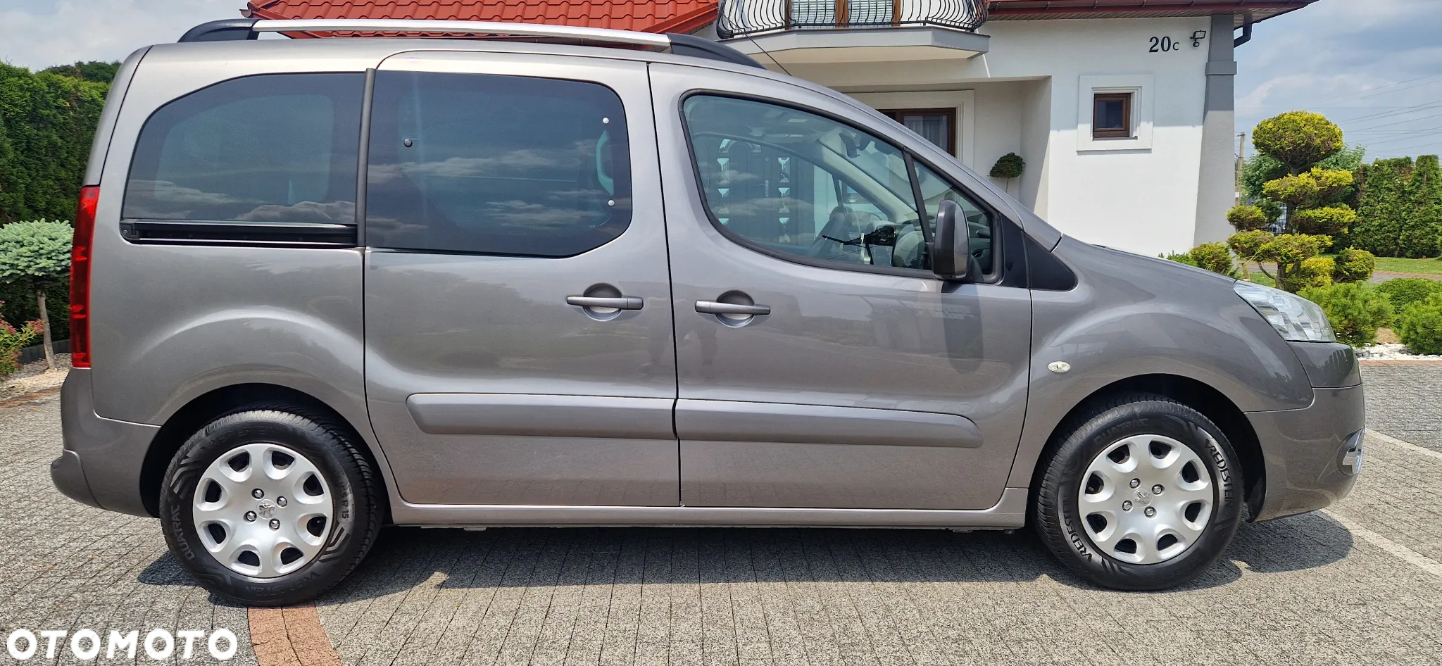 Peugeot Partner Tepee 120 VTi Premium - 2