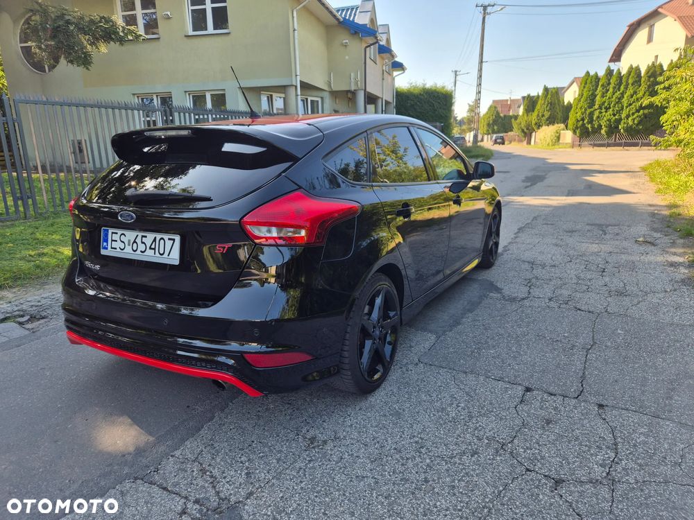 Ford Focus 1.5 EcoBoost ST-Line Black ASS - 15