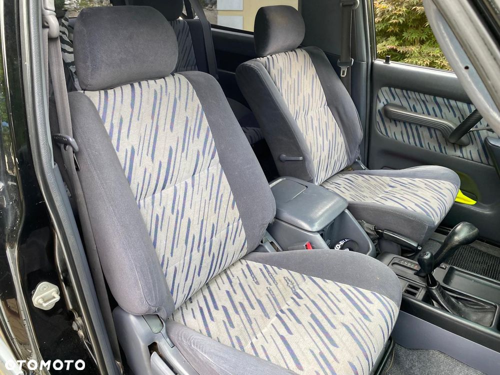 Toyota Land Cruiser - 30