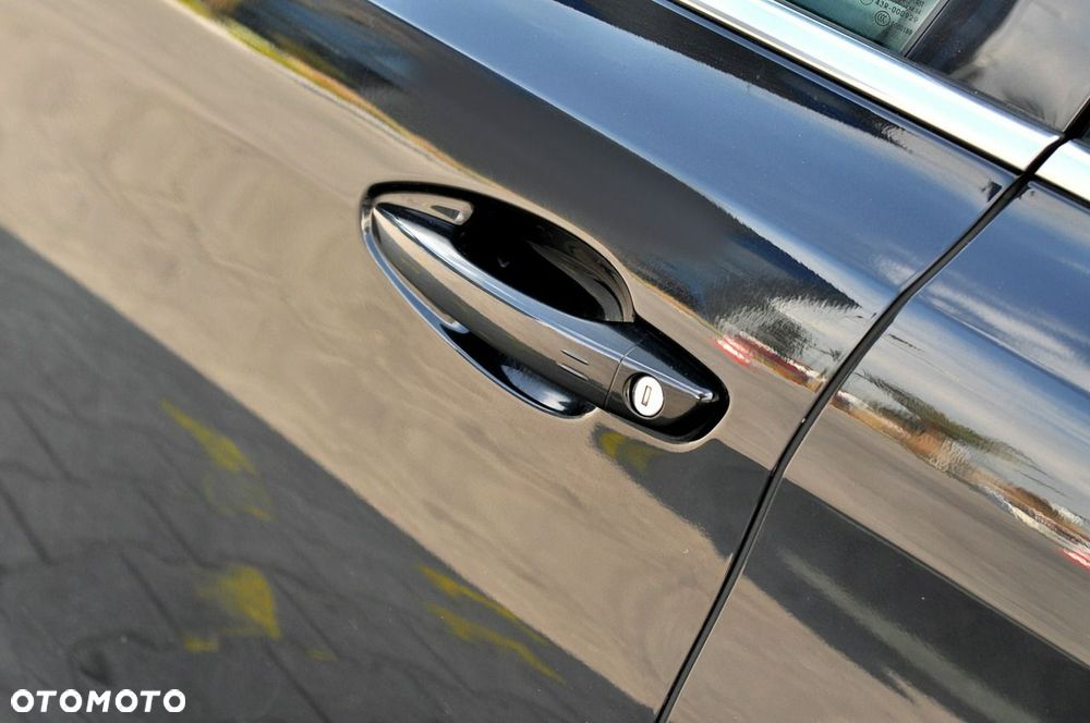 Peugeot 308 2.0 HDi Allure - 16