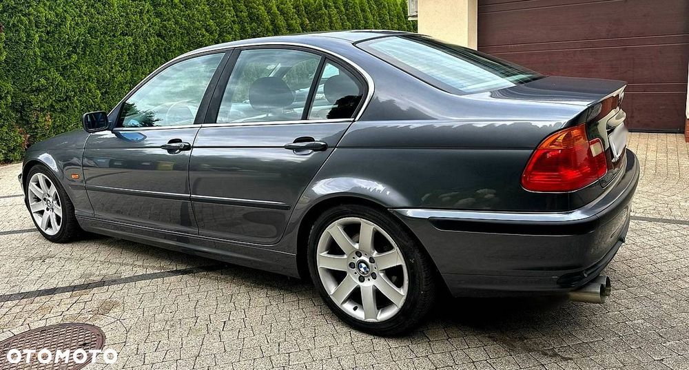 BMW Seria 3 - 10