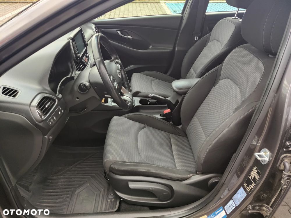 Hyundai i30 1.4 Classic + - 15