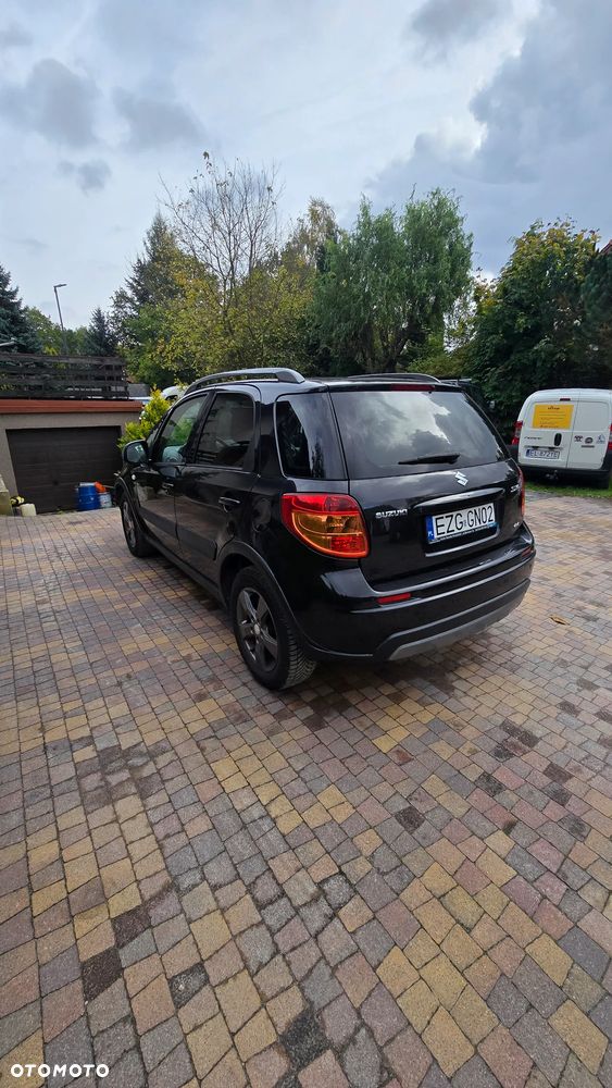 Suzuki SX4 - 8