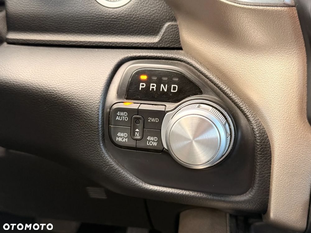 RAM 1500 5.7 Crew Cab Laramie - 33