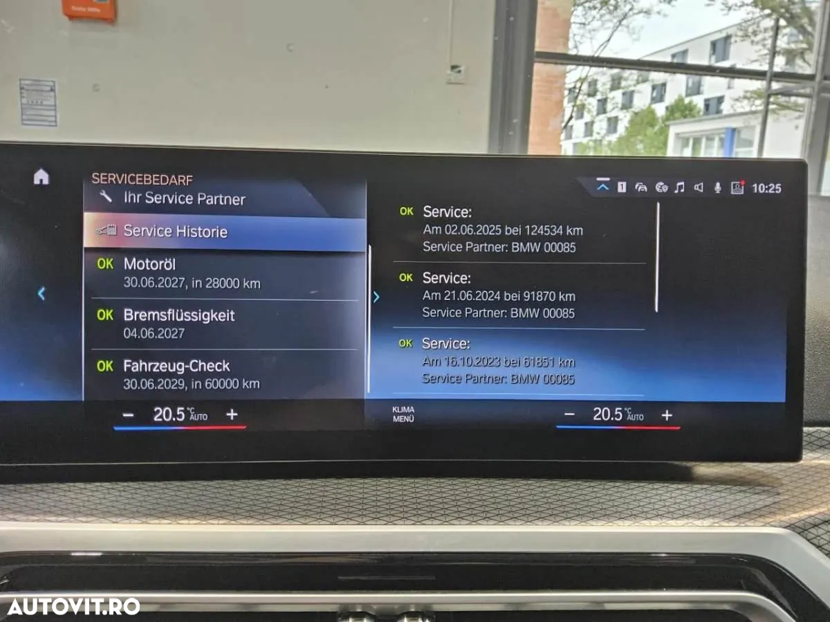 BMW Seria 3 320e Aut. M Sport - 35