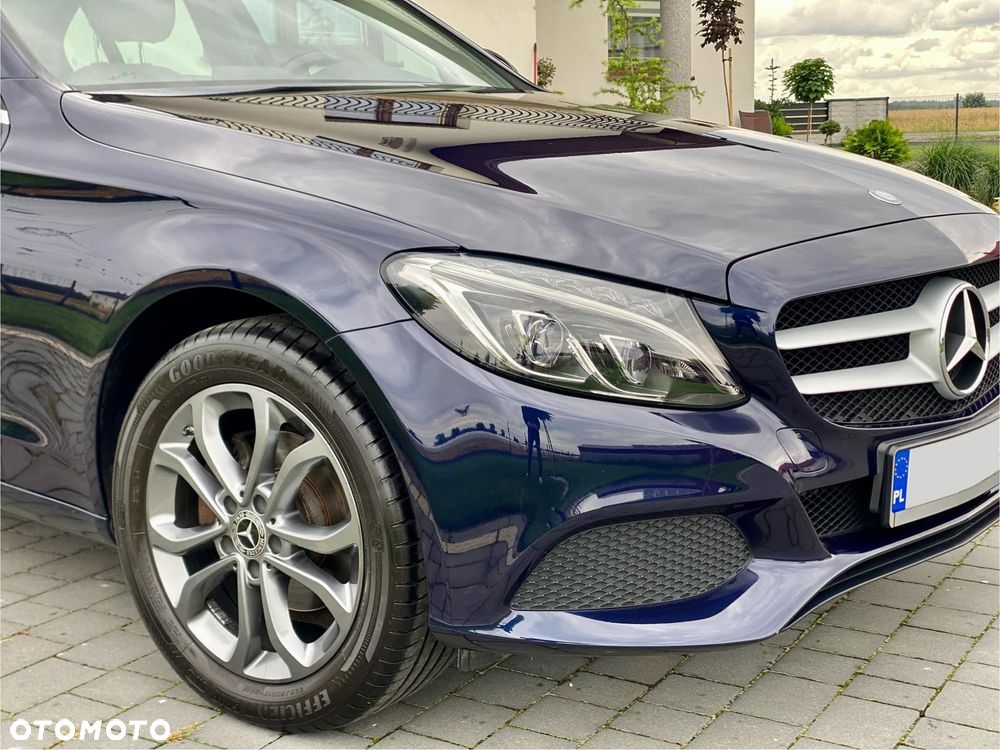 Mercedes-Benz Klasa C 180 7G-TRONIC - 3