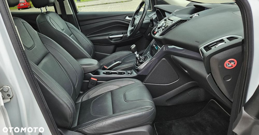 Ford Kuga 2.0 TDCi Titanium S - 12