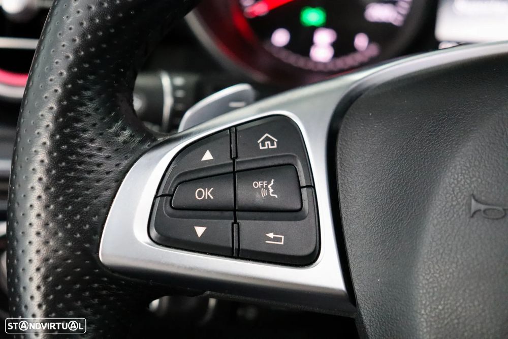 Mercedes-Benz GLC 250 d AMG Line 4-Matic - 23